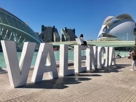 Valencia sign at the city of arts and science in Valencia on a sunny day. | © Source: unsplash.com
